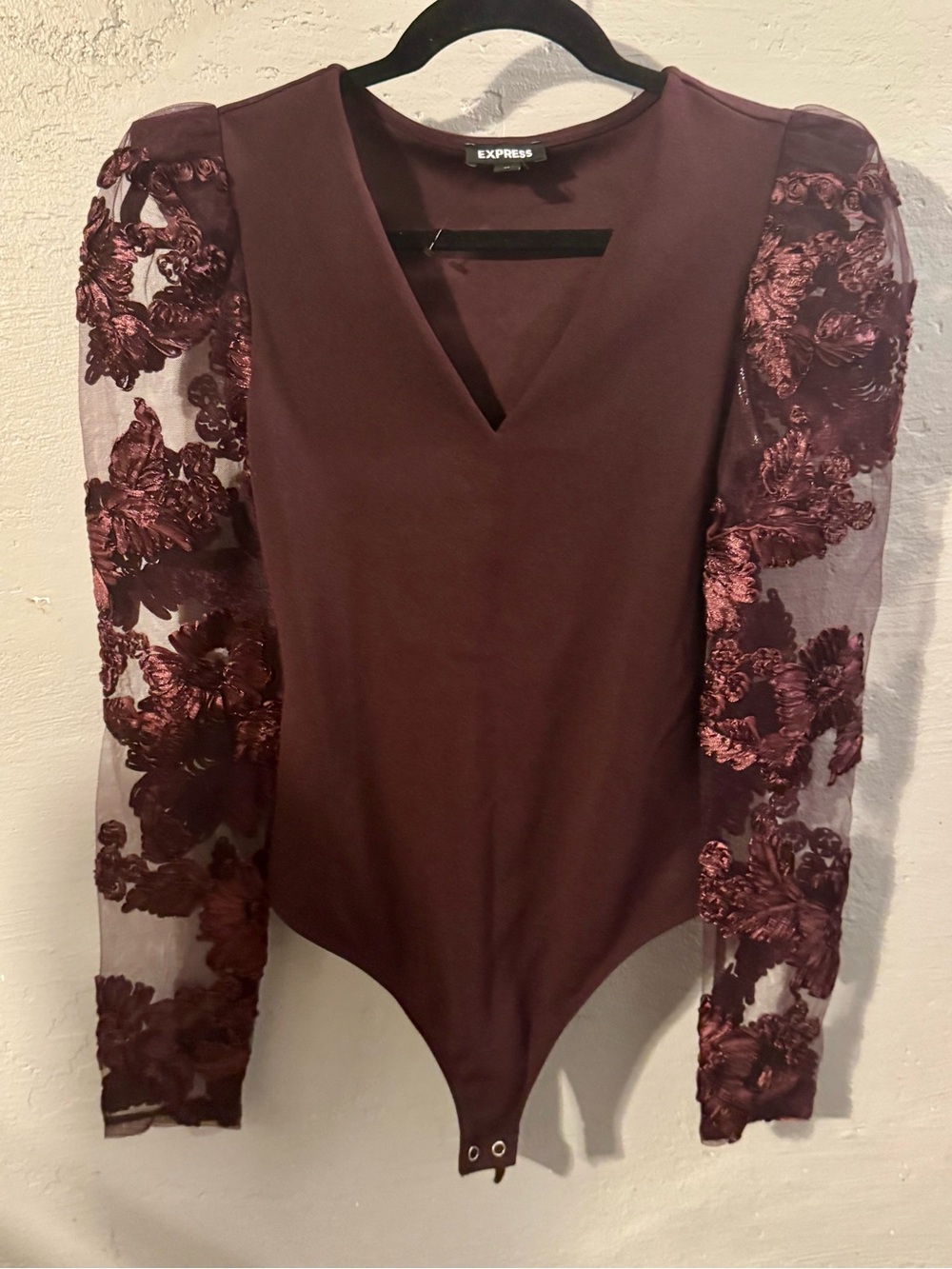 Express Burgundy V-Neck Bodysuit with Floral Lace Sleeves